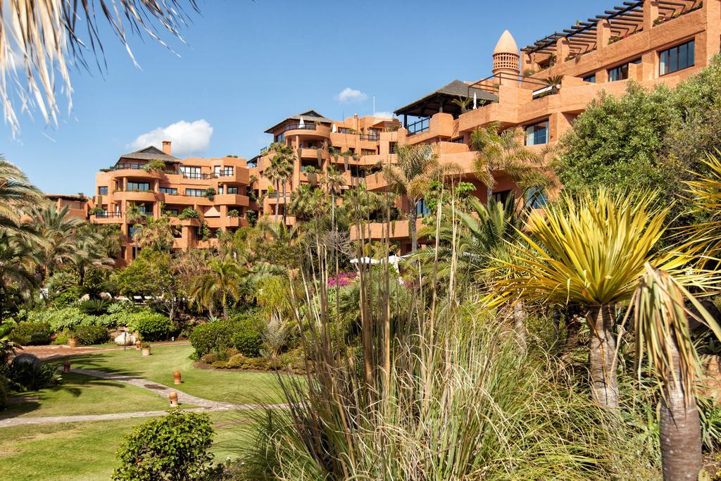 Bahia Beach Apartments Estepona Exterior photo