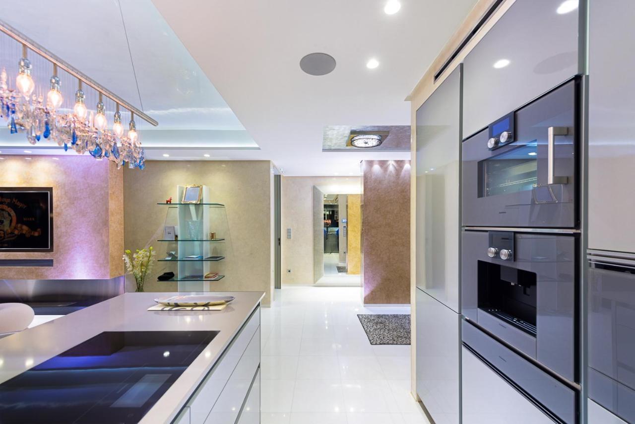 Bahia Beach Apartments Estepona Exterior photo