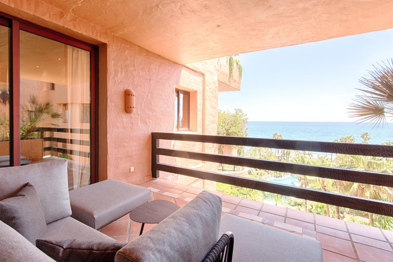 Bahia Beach Apartments Estepona Exterior photo